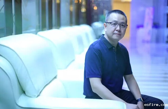 伟德客户端下载平台官网副主任 李波