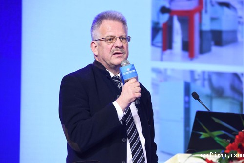 立达（中国）纺织仪器有限公司董事总经理 Michael Hubensteiner先生