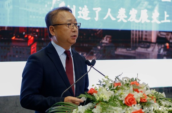 伟德app官方正版下载地址 会长 孙瑞哲